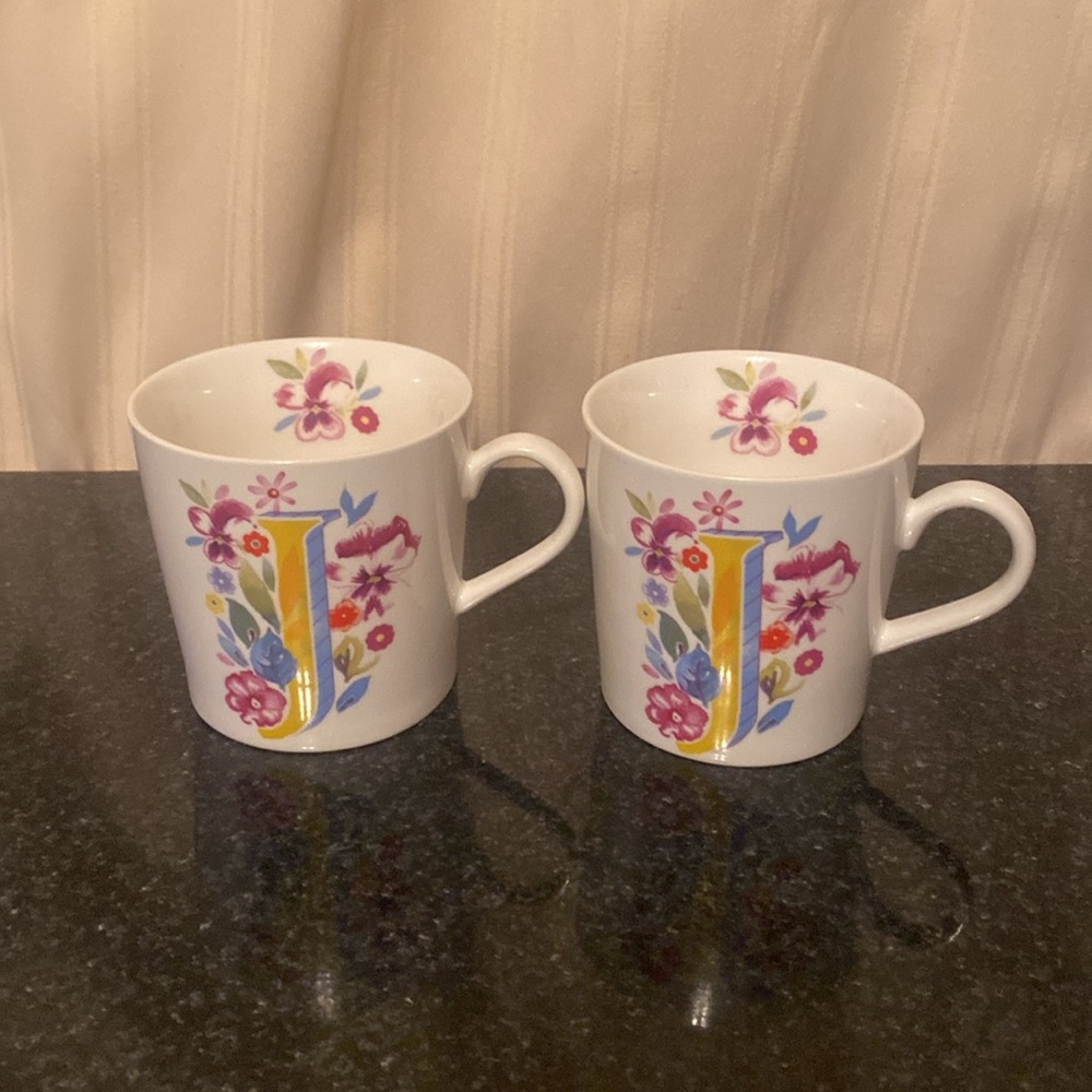 NEW! Pair of "J" Monogram mugs